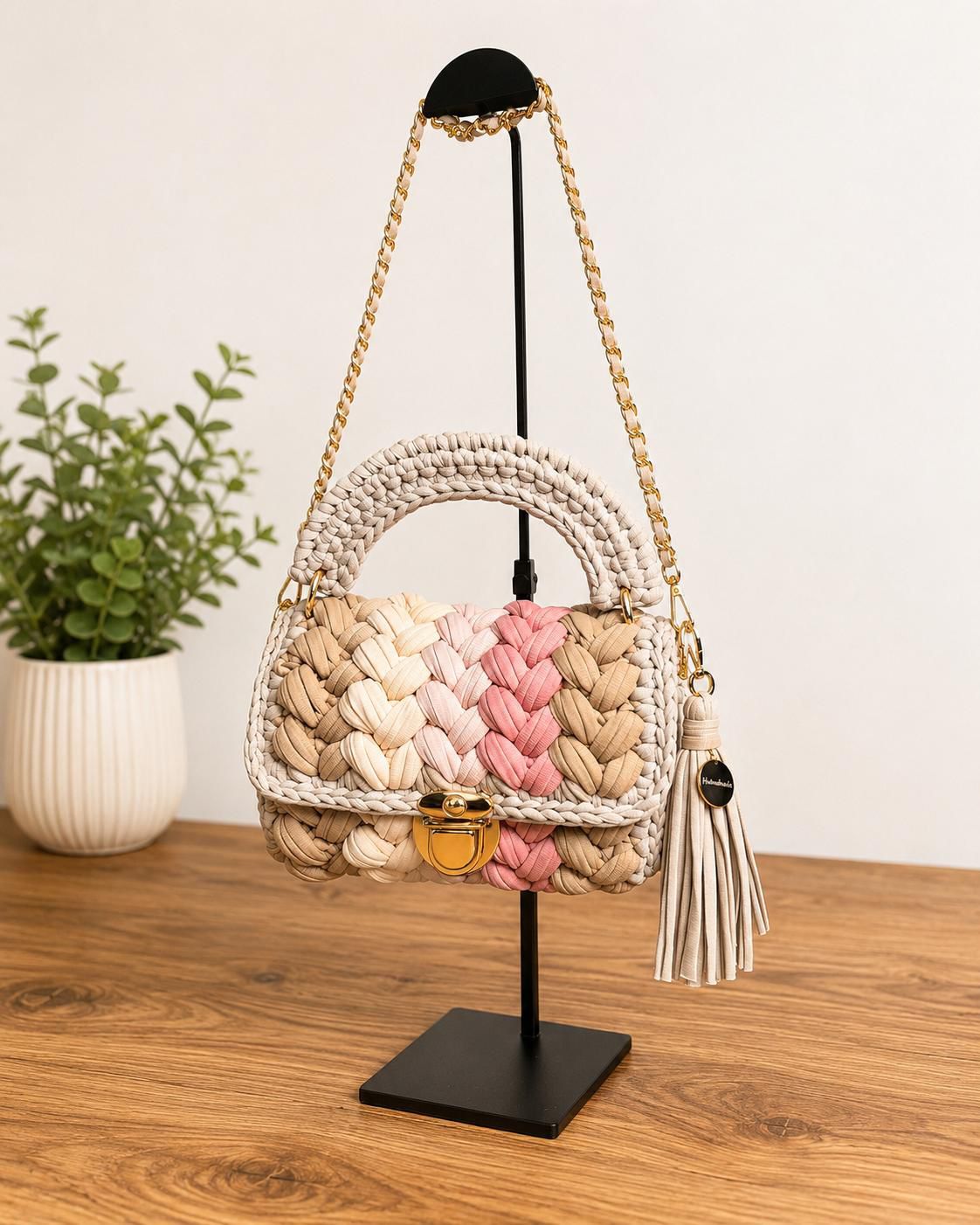 Pink crochet flower crochet hand bag