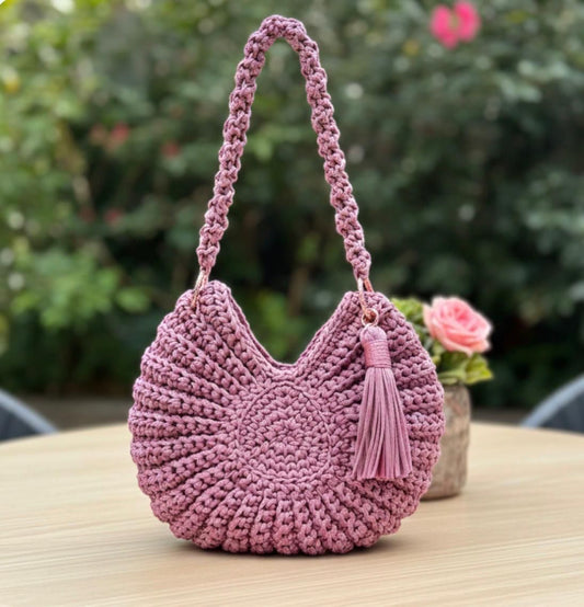 Pink sparkly shell crochet shoulder bag