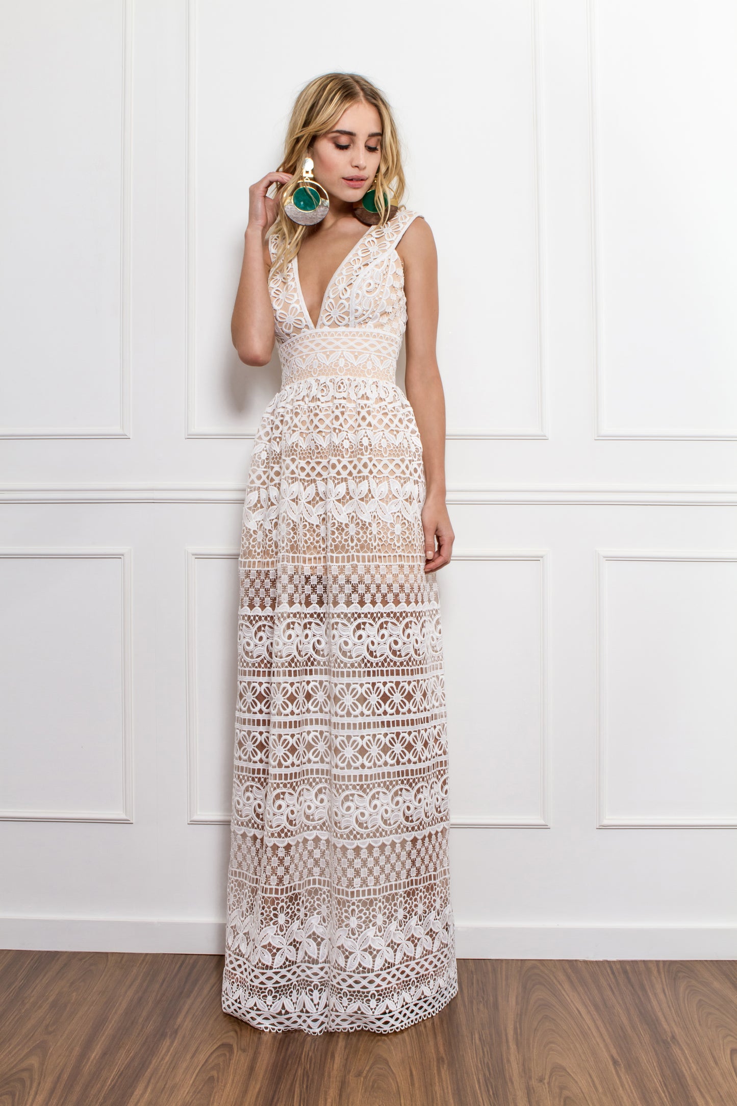 Nude and White Lace Sleeveless Long Dress